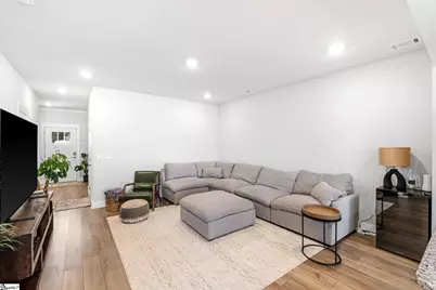 9 Mardale Lane, Greenville, SC 29609 - Photo 3