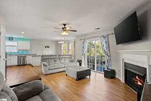 104 Whipple Ln, Taylors, SC 29687 - Photo 3