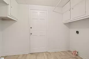 401 Rogers Ave, Greenville, SC 29617 - Photo 13