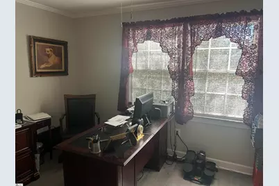 105 S Holland Street, Clinton, SC 29325 - Photo 11