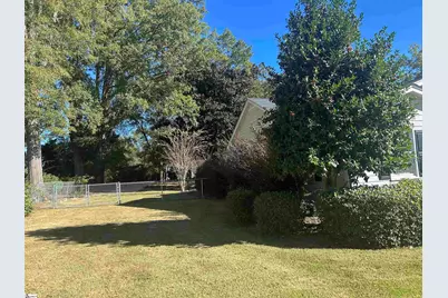 105 S Holland Street, Clinton, SC 29325 - Photo 5