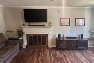 105 S Holland St, Clinton, SC 29325 - Photo 9