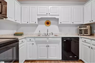 119 Brixton Court, Spartanburg, SC 29301 - Photo 7