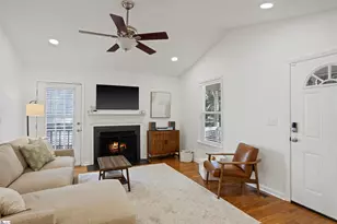 907 Townes St, Greenville, SC 29609 - Photo 7