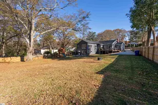 46 Briarcliff Dr, Greenville, SC 29607 - Photo 9