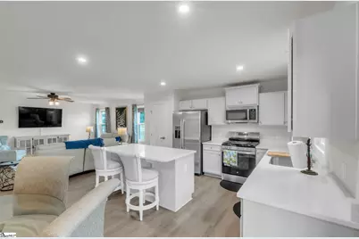 1018 Rev Robert Reid Street, Woodruff, SC 29388 - Photo 11