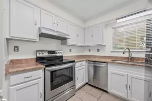 925 Cleveland St, Greenville, SC 29601 - Photo 11