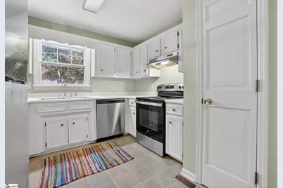 204 Plum Creek Road, Spartanburg, SC 29307 - Photo 11