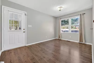 204 Plum Creek Road, Spartanburg, SC 29307 - Photo 17