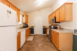 132 High Meadows Ln, Greer, SC 29651 - Photo 7