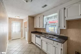 112 Homestead Dr, Boiling Springs, SC 29316 - Photo 17