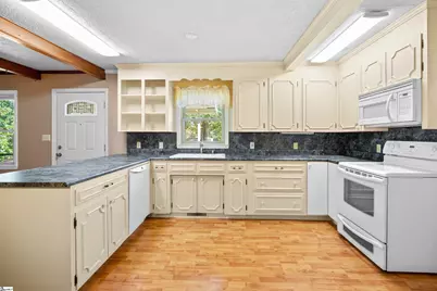 212 Trent Drive, Taylors, SC 29687 - Photo 11