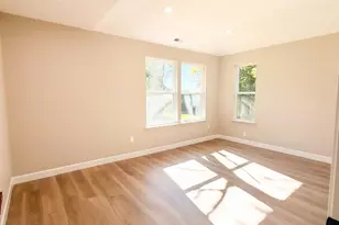 4 Thrift St, Greenville, SC 29609 - Photo 17