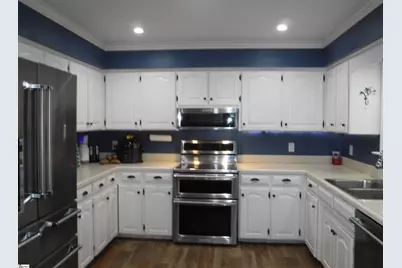 108 Kirkwood Drive, Moore, SC 29369 - Photo 7