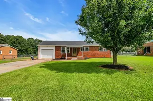 220 Oak St, Chesnee, SC 29323 - Photo 3