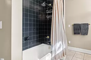 25 Club Forest Ln, Greenville, SC 29605 - Photo 37