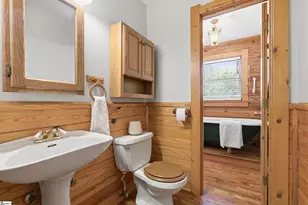 925 W 14 Hwy, Landrum, SC 29356 - Photo 11