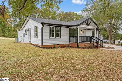 138 S Church Street, Duncan, SC 29334 - Photo 3