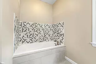 28 Bernwood Dr, Taylors, SC 29687 - Photo 31