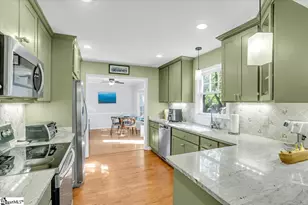 8 Tall Tree Ln, Taylors, SC 29687 - Photo 5