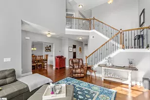 10 Kelvyn St, Greer, SC 29651 - Photo 5