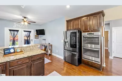 10 Kelvyn Street, Greer, SC 29651 - Photo 11