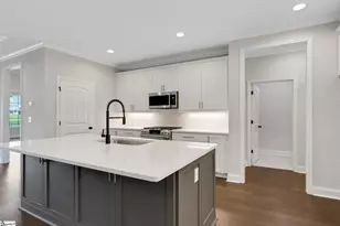 61 Hensley Rd, Greenville, SC 29607 - Photo 9