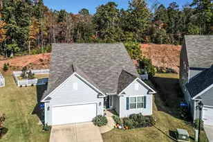 146 Bellecrest Ln, Greenville, SC 29607 - Photo 3