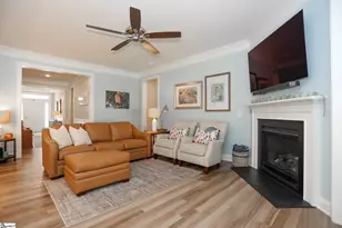 146 Bellecrest Ln, Greenville, SC 29607 - Photo 7