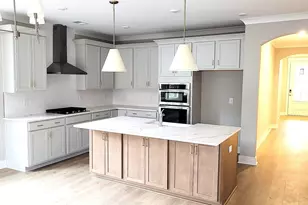 321 Stardust Ln, Seneca, SC 29672 - Photo 9