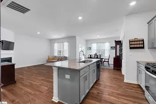 127 Bayridge Rd, Simpsonville, SC 29680 - Photo 13