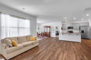 127 Bayridge Rd, Simpsonville, SC 29680 - Photo 9