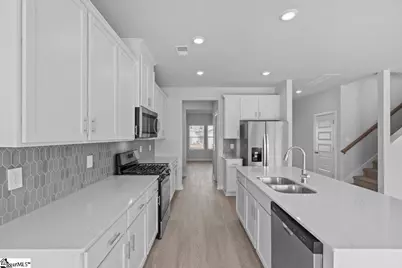 105 Madison Court, Gray Court, SC 29645 - Photo 7