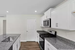 868 Wolverine Ln, Woodruff, SC 29388 - Photo 9