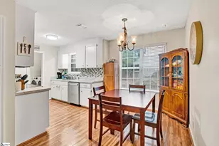 122 Abbey Ct, Greenwood, SC 29649 - Photo 9