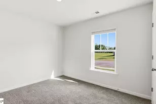 114 Elgin Dr, Laurens, SC 29360 - Photo 5