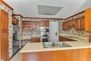 102 Kilkenney Ct, Greenville, SC 29615 - Photo 5