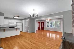 305 Greenbriar Dr, Liberty, SC 29657 - Photo 9