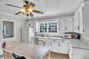 408 N Main St, Greer, SC 29651 - Photo 9