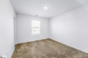 6042 Willutuck Dr, Boiling Springs, SC 29316 - Photo 9