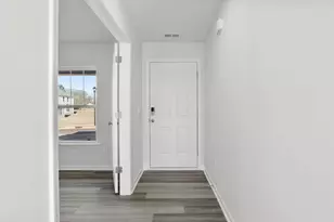 408 Caprock Ct, Seneca, SC 29678 - Photo 3