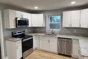 8 Bradley St, Greenville, SC 29611 - Photo 5