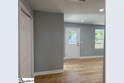 8 Bradley Street, Greenville, SC 29611 - Photo 3