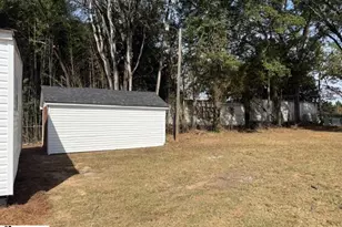 8 Bradley St, Greenville, SC 29611 - Photo 17