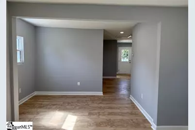 8 Bradley Street, Greenville, SC 29611 - Photo 9