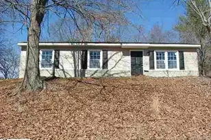 378 Vanderbilt Rd, Spartanburg, SC 29301 - Photo 1