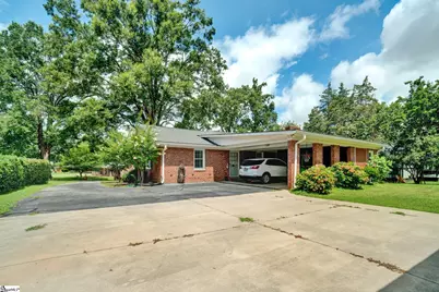 213 Missallie Drive, Clinton, SC 29325 - Photo 3