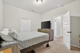 207 E Deer Dr, Greenville, SC 29611 - Photo 25