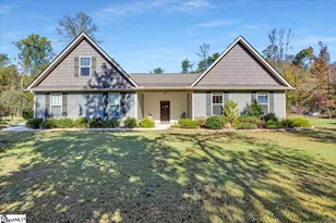 40 Glen Springs Rd, Travelers Rest, SC 29690 - Photo 3