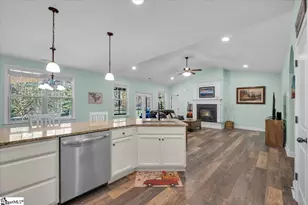 40 Glen Springs Rd, Travelers Rest, SC 29690 - Photo 13